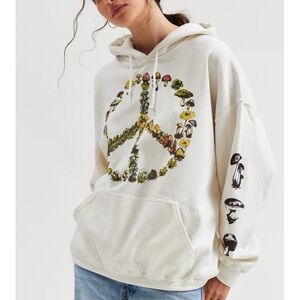 NWT peace sweatshirt, oversized fit S/M